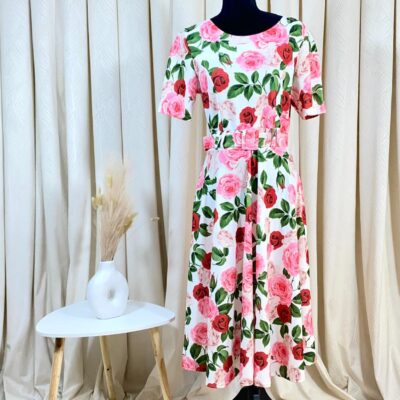 Rochie Dama, Trei Sferturi, Model Floral, Curea in Talie, Alb/Roz